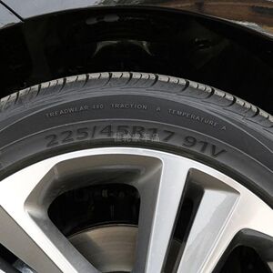 全新kumho锦湖225/45r17 sa01(kh32)现代领动轮胎2254517专用