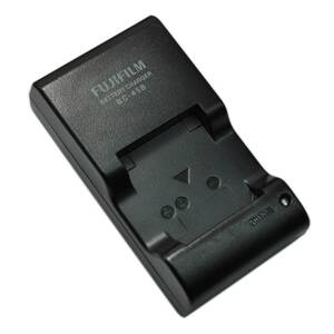 富士z10fd z20 z30 z30 z31 z33 z71 j10 z91数码相机np-45充电器