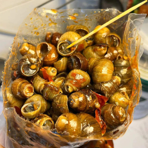 儿时记忆小零食田螺丝8090后怀旧零食牙签田螺麻辣熟食即食小袋装