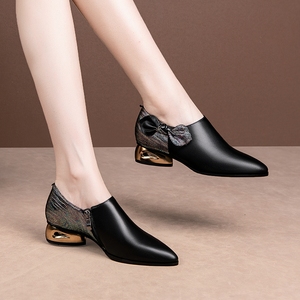 秋季新款深口平底单鞋女真皮女士女鞋旗舰店低跟鞋子春秋中跟皮鞋