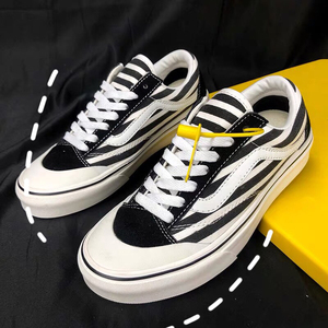 万斯style 36黑白横条纹半月包头斑马纹休闲同款低帮帆布板鞋男女