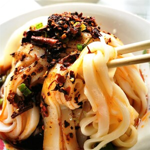 陕西汉中米皮手工现做速食凉皮正宗热面皮袋装即食