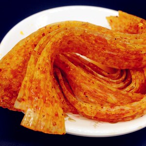 包邮开胃丝5袋*92g怀旧辣条大包装麻辣片大刀肉面筋8090休闲零食