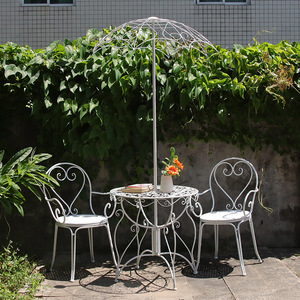 简约庭院户外桌椅铁艺露天阳台咖啡奶茶店心形网红桌椅双人椅组合