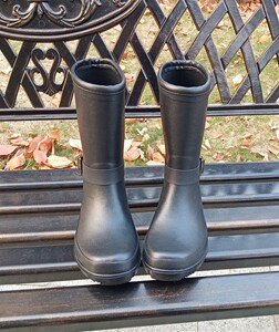 水鞋女防水防滑雨鞋时尚款外穿单色日系中帮加厚保暖雨靴成人轻便