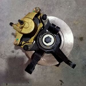 000人付款淘宝电动四轮汽车刹车分泵御捷雷军富路羊角前轮轴承刹车盘