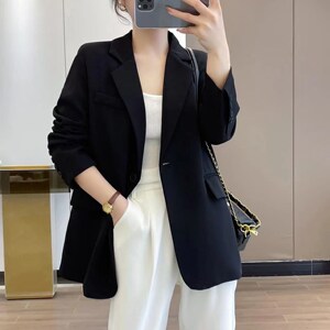 后面开叉小西装外套女韩版春秋2022新款休闲英伦风短款小个子西服