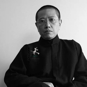 眼镜陈丹青