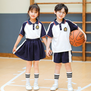 一小校服小学生