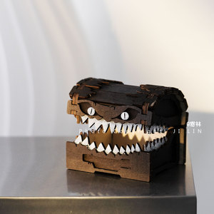 靠近就咬你一口!搞怪小怪物盒子摆件木制工艺品创意办公桌面装饰