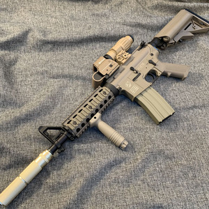 军典司马m4软弹玩具枪电动连发cs步抢可发射男孩礼物金属模型道具