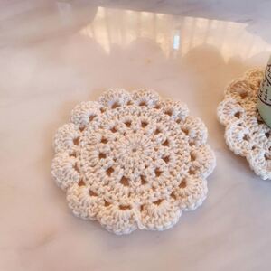 毛线钩织杯垫ins风钩花蕾丝杯垫防烫隔热垫子手工编织圆形简约茶