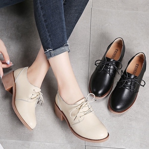 软底大脚单鞋英伦风真皮女鞋中跟小皮鞋女休闲鞋牛筋底皮鞋防滑软