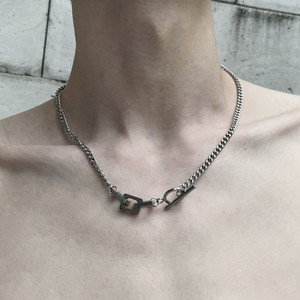 陈梵-偏心枷锁-自制小众设计感项链ins冷淡风金属禁欲锁骨链高级