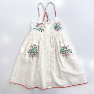 韩版女童连衣裙夏装儿童时髦裙子婴幼儿宝宝草莓刺绣洋气吊带裙