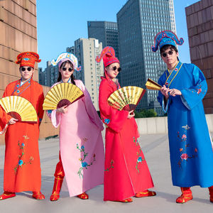 三句半演出服装表演