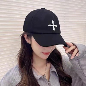 国潮ins百搭鸭舌帽子女夏日克罗心永恒十字刺绣字母显瘦棒球帽