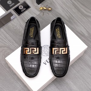 海外versace 范思哲24春季新款美杜莎元素真皮休闲鞋平底豆豆鞋男