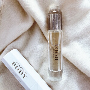 巴宝莉body香水