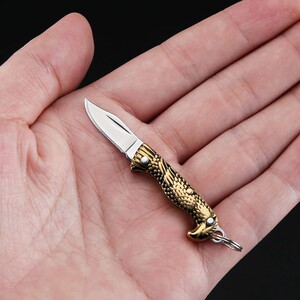 精美小刀迷你创意老鹰头小刀锋利折叠小刀随身拆快递开箱袖珍刀