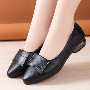 大东软皮尖头单鞋女2022夏秋新款低跟粗跟软皮软底工作鞋小皮鞋女