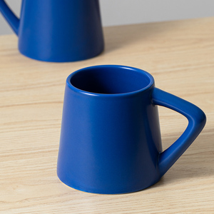 克莱因蓝情侣杯子办公室水杯陶瓷马克杯大容量家用挂耳咖啡杯