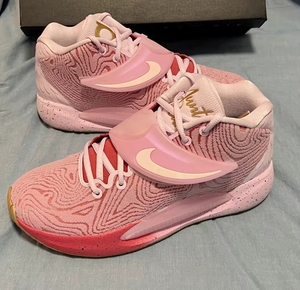 杜兰特14代 kd14 乳腺癌 粉色 实战篮球鞋