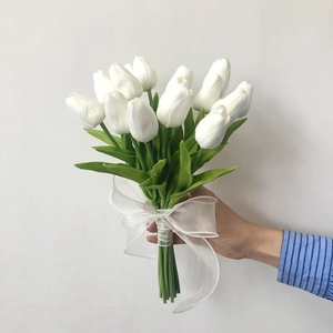 假花仿真花束送人白色郁金香仿真花永生花郁金香新娘结婚影楼摄影