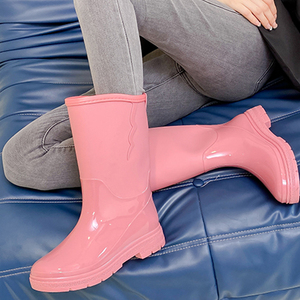 网红雨鞋女款成人洋气防水防滑新款水鞋软底中筒保暖雨靴子套胶鞋