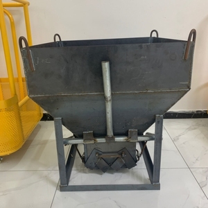 工地下灰料斗工地灰盘工地料斗斜口下料砖斗混凝土吊车专用料斗