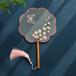 古风刺绣团扇粉色蝴蝶绣花扇子复古中国风汉服旗袍舞蹈走秀拍照