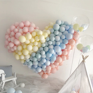 七夕氛围装饰商场吊顶布置大型爱心气球情人节活动悬挂卖场挂饰吊