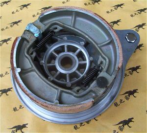 大地鹰王dd250e dd150金太子2250摩托车配件ca50后轮刹车鼓盖毂