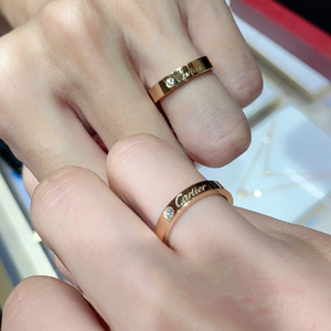 cartier卡地亚 经典 签名款c字母戒指 18k玫瑰金 对戒 情侣婚戒