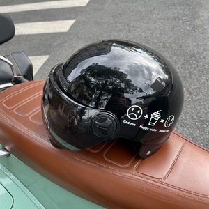 夏季电动车头盔3c认证男女款新国标安全帽半盔个性防晒四季通用潮