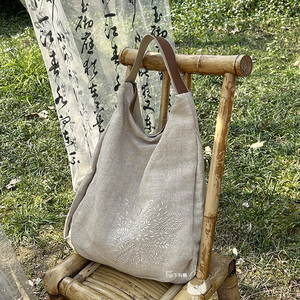 【山下有颗松】复古棉麻刺绣布包艺术感帆布包夏天文艺小众斜挎包