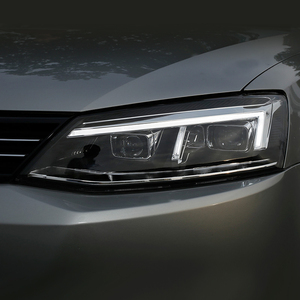 新速腾大灯总成 12-18款速腾改装海5双透镜led灯 r8款led日行灯