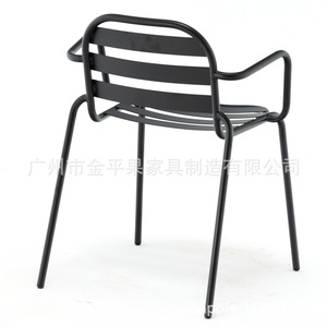 北欧简洁线条铁艺金属餐椅时尚单人扶手背靠户外休闲铁线椅可堆垛