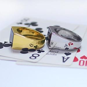新款镜面黑玛瑙钛钢戒指男士高清反光看认牌扑克时尚近景魔术道具