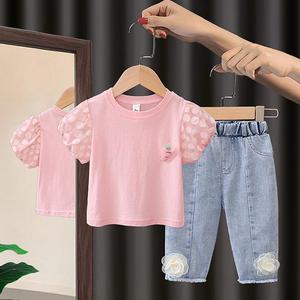 女童夏季套装2023年新款网红洋气中小儿童T恤泡泡袖牛仔裤两促销