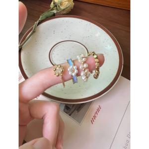 珍珠戒指女款2022年新款潮珐琅装饰小众设计高级感独特素圈指环潮