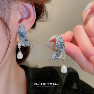 新品银针镶嵌水晶蝴蝶水滴珍珠耳环气质高级感耳钉时尚耳饰