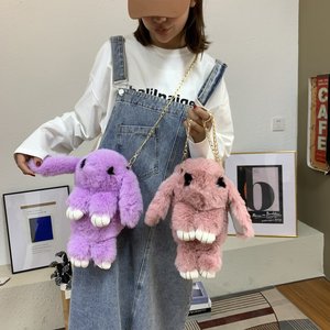 幼儿背包小孩外出小众设计感新款毛毛绒兔子动物包包可爱儿童斜跨