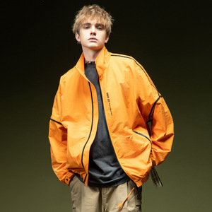 易麦2024春装新品潮牌美式原创设计马卡龙运动上衣夹克外套男女