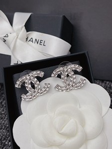 法国直邮代购Chanel香奈儿耳钉 2024新款经典小香双C字母耳环