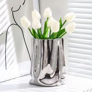 不锈钢花瓶轻奢北欧风小众银色花瓶网红高级感插花器创意客厅餐桌
