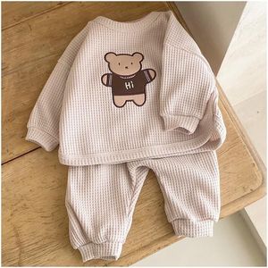 韩系韩国进口婴幼童装可爱小熊华夫格休闲套装秋季新款卫衣卫裤两