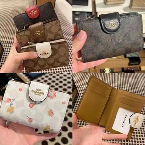 美国代购寇驰钱包女真皮短款印花可爱少女小众卡拉链零钱夹_阿里巴巴