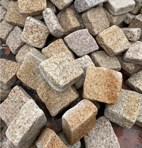 马蹄石芝麻黑灰白弹石自然面文化石小料石翻滚石小块石花岗岩石材