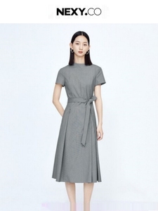 NEXY.CO/奈蔻2024夏季新款新品首发千鸟格格子高级感短袖连衣裙女